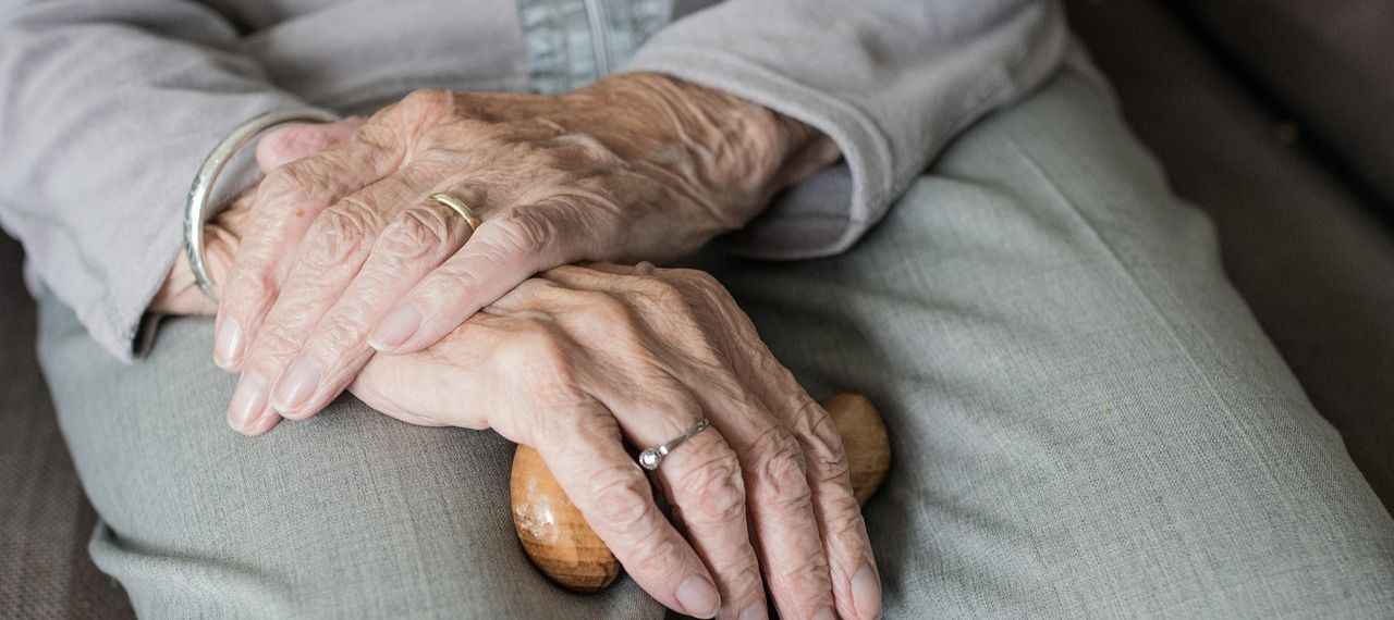elderly hands Image by Sabine van Erp from Pixabay