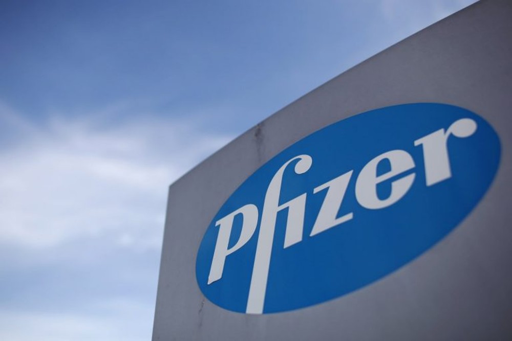 pfizer-sign